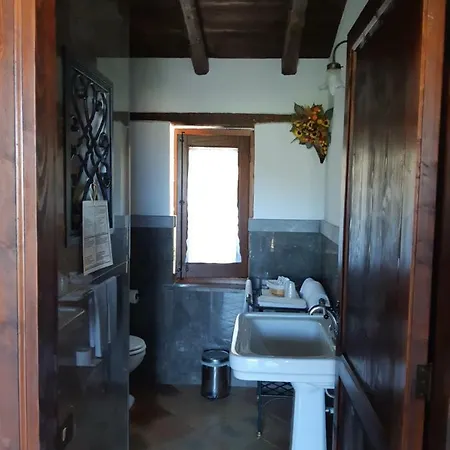 Crapa Licca Farm stay